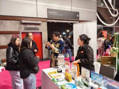 ���ο���Ʈ����裬���ӽ�ҩҵ�󽡿���Ʒ���㷨��ũ����